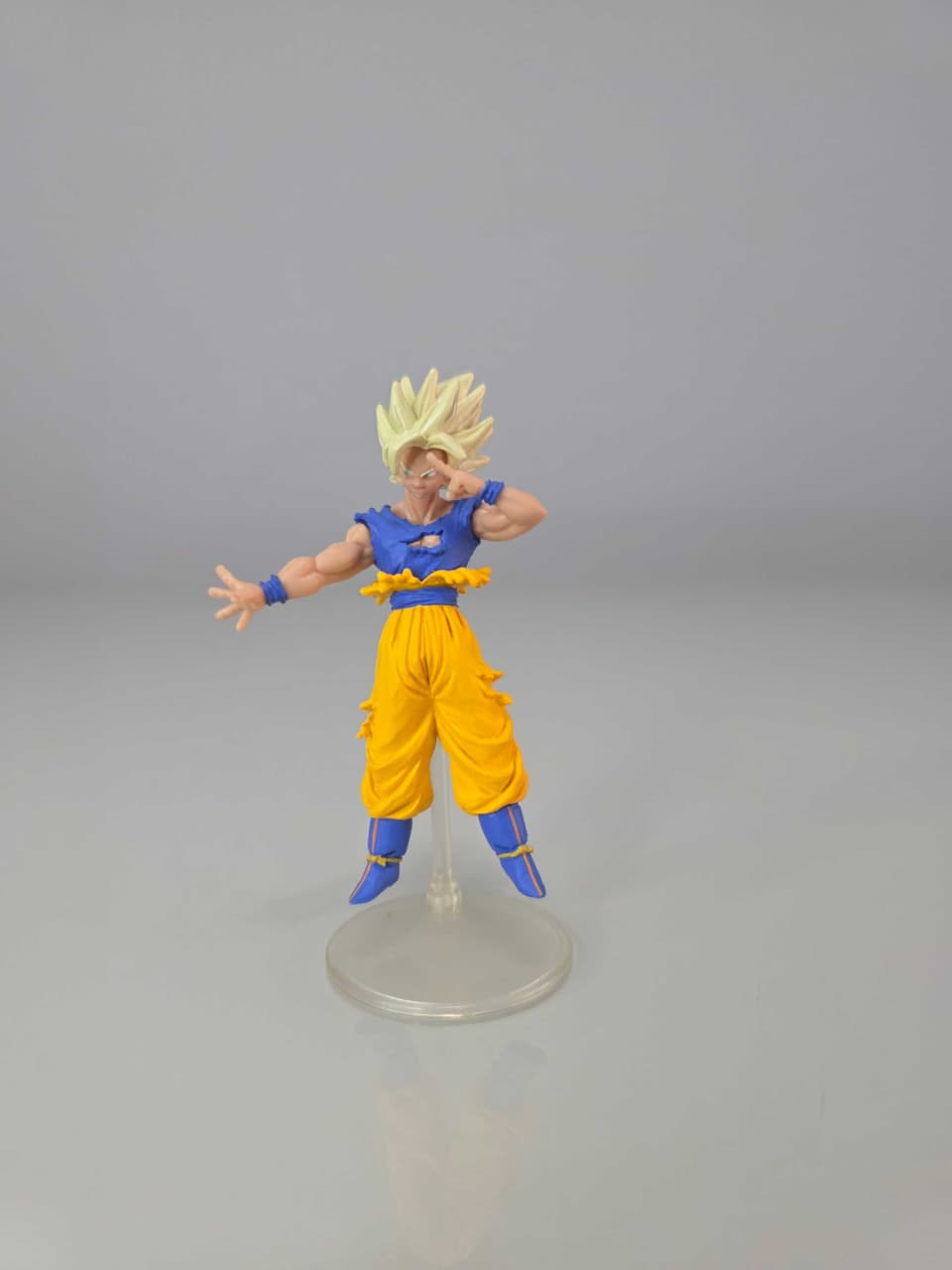 Goku Super Saiyan (Ataque contra Majin Buu)