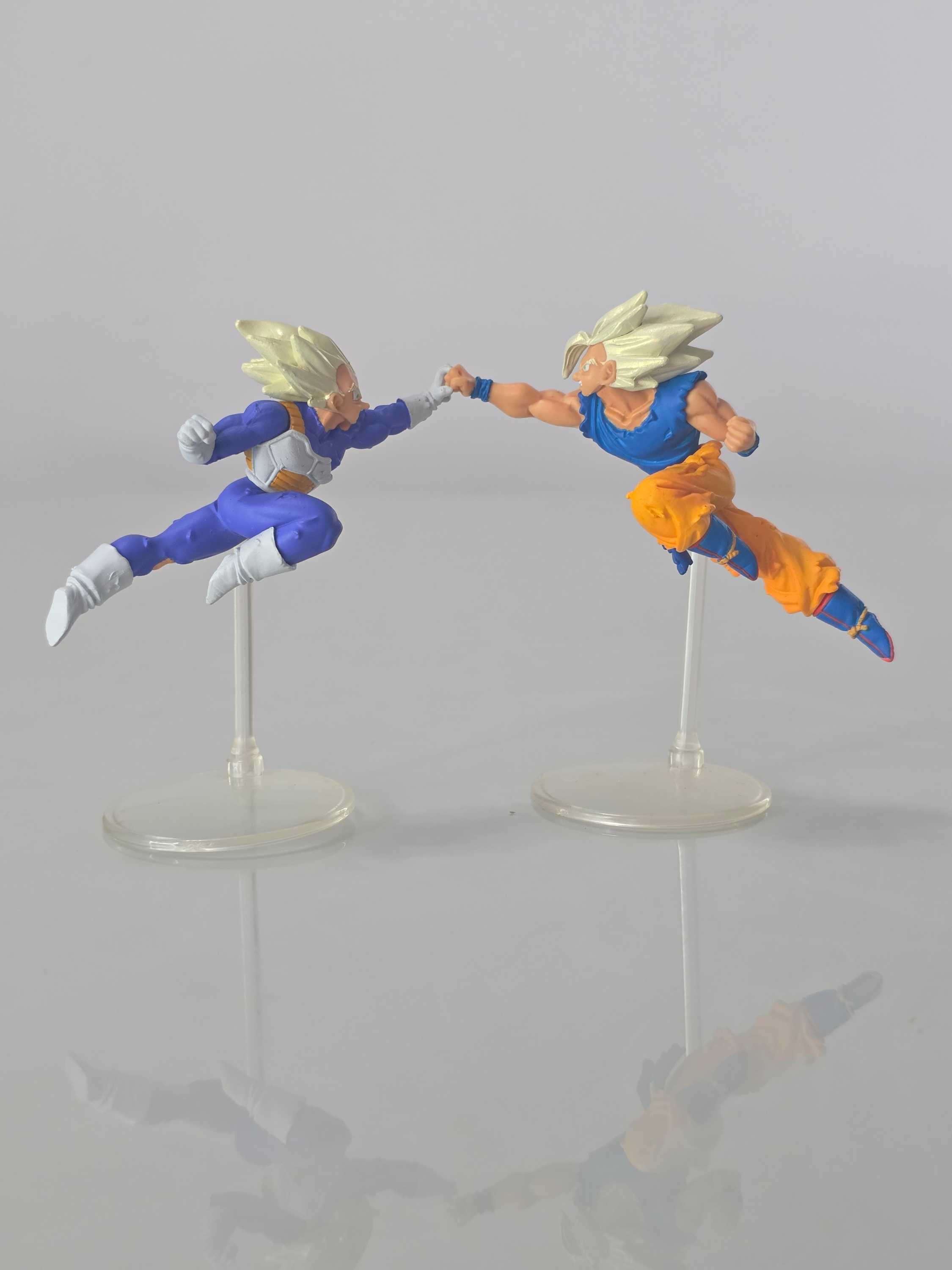 Goku vs Vegeta (Choque de Puños)