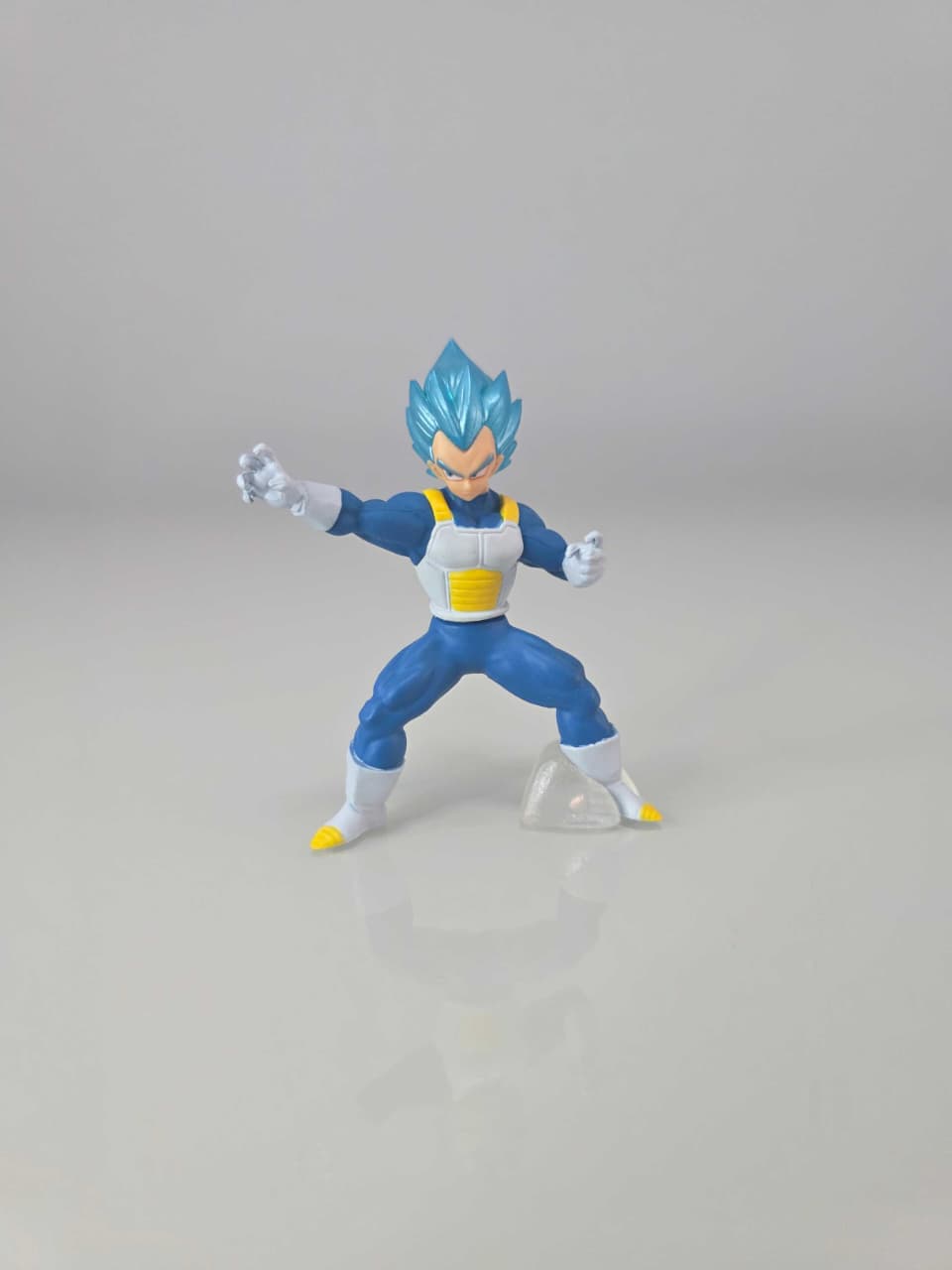 Vegeta Super Saiyan Blue (posición de ataque)