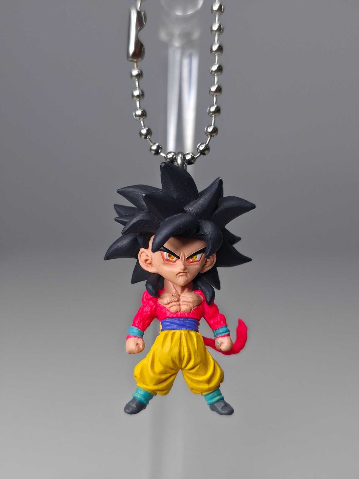 Goku Super Saiyajin 4