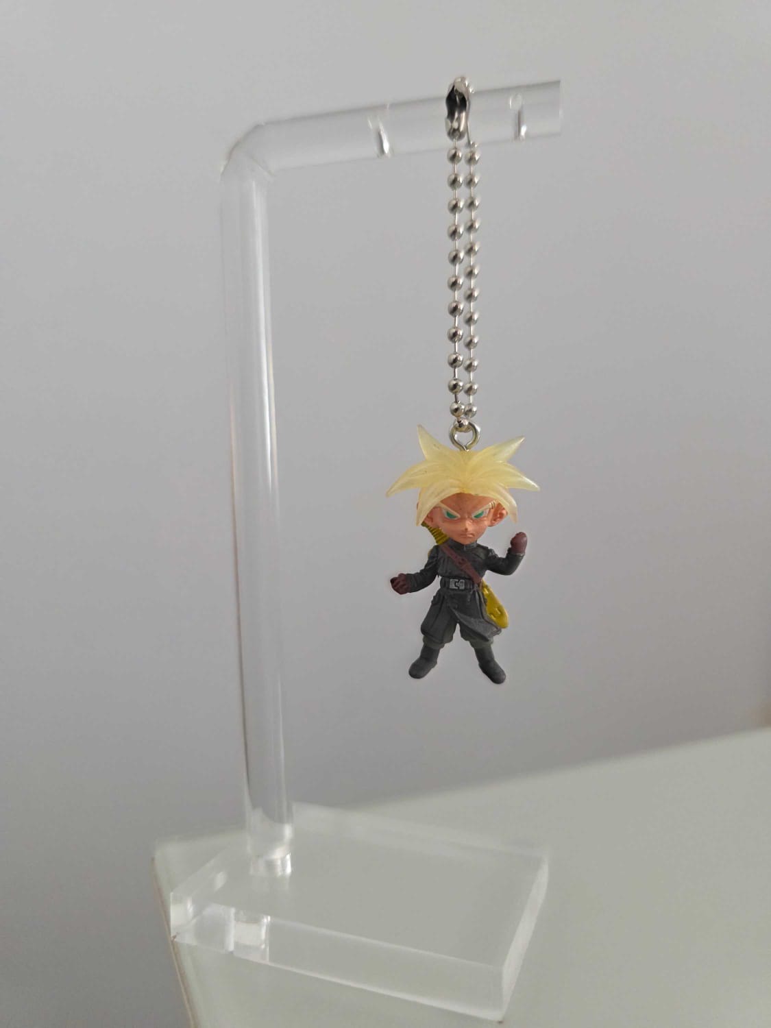 Trunks del futuro Ssj - Traje negro