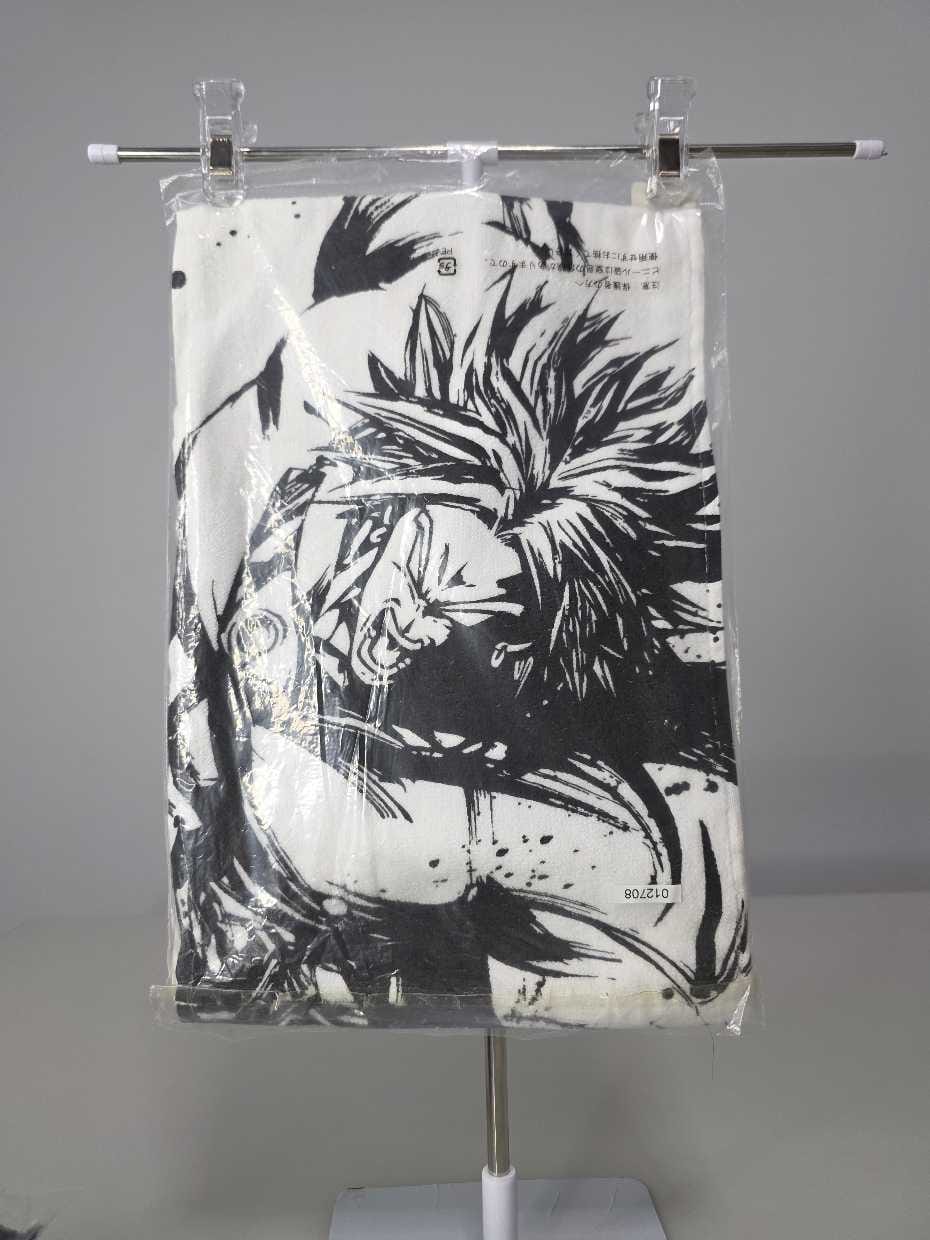 Toalla - Broly en pleno ataque