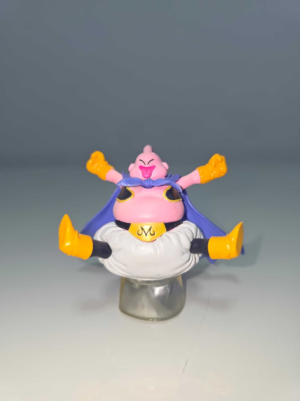 Majin Buu Gordo (Brazos estirados)